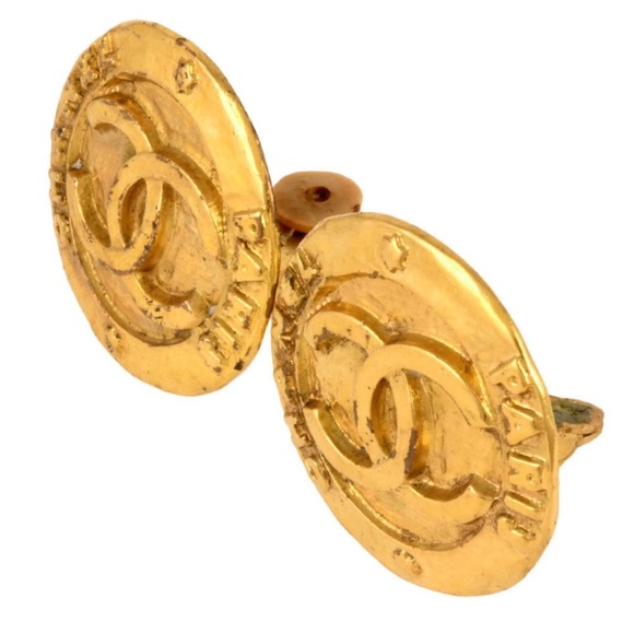 CHANEL Jewelry - CHANEL 24k CC Coco Mark Round Earrings Circle 28 2853 GP Ladies 1993 Collection